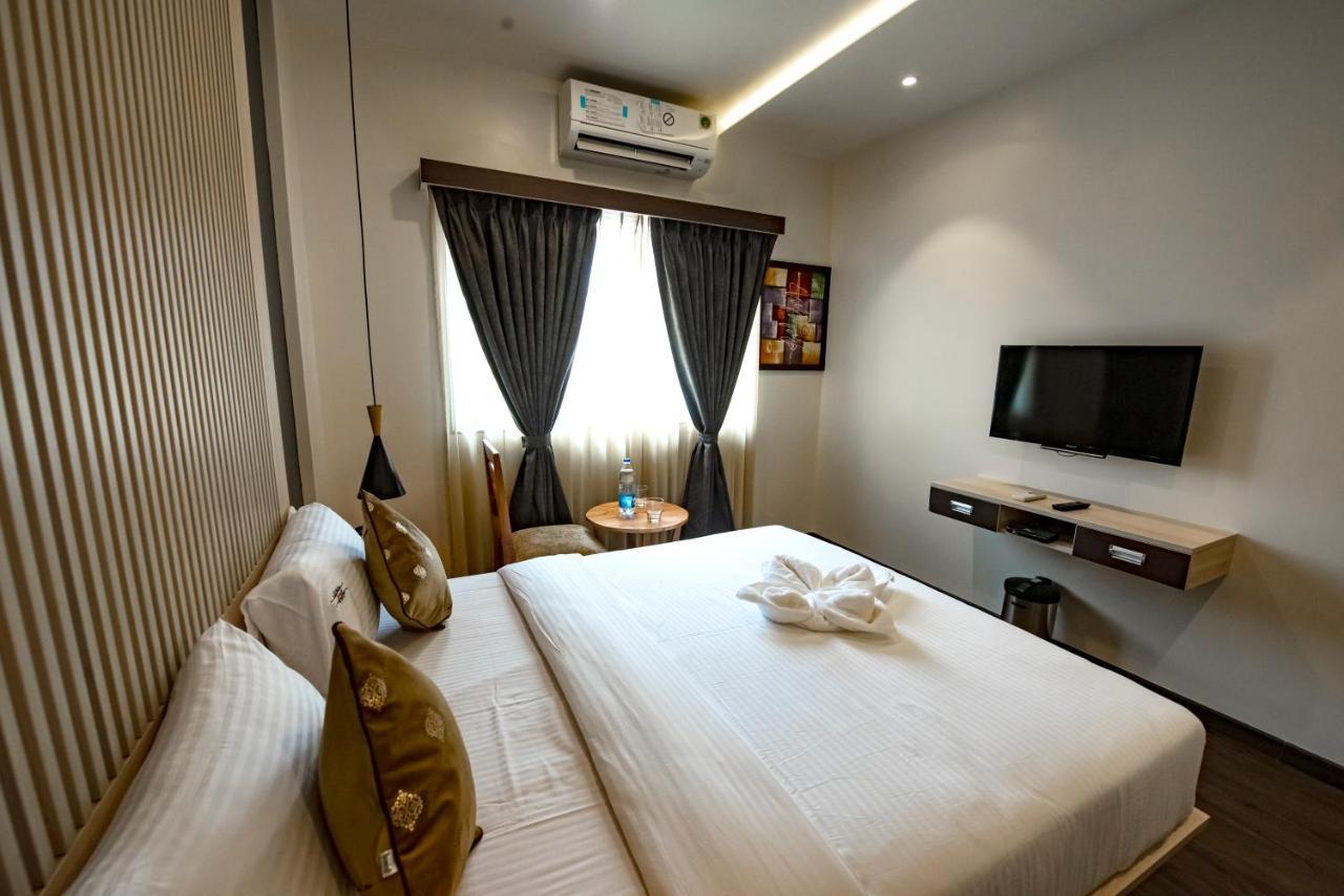 The Royal Palace Hotel 400703 Navi Mumbai Luaran gambar