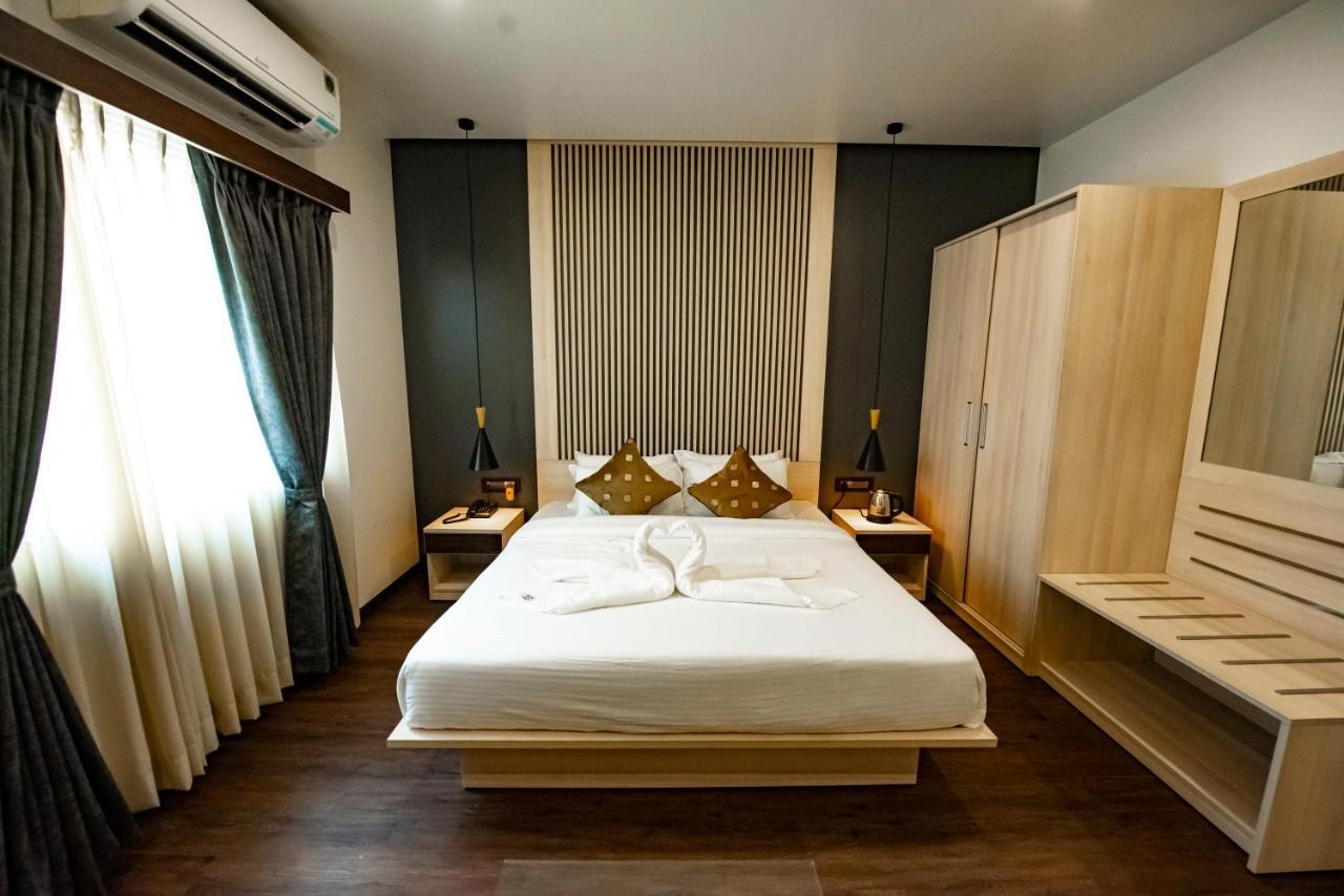 The Royal Palace Hotel 400703 Navi Mumbai Luaran gambar