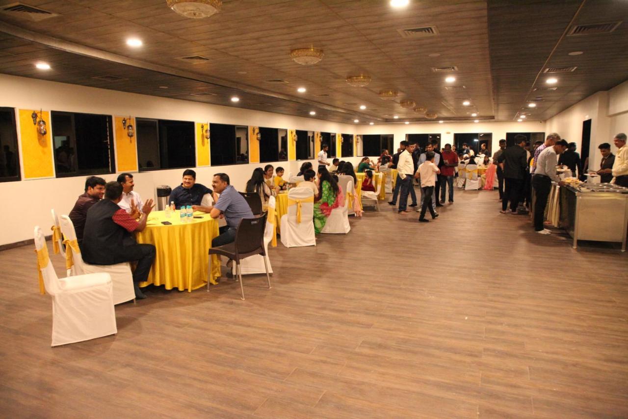 The Royal Palace Hotel 400703 Navi Mumbai Luaran gambar